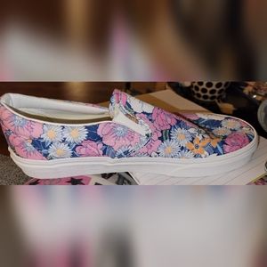 Vans flowered shoes with cloth bag